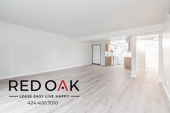 Building Photo - 14655 Sylvan St
