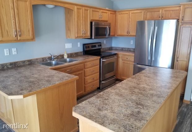 Building Photo - 3 br, 2 bath Duplex - 3600 11th St S