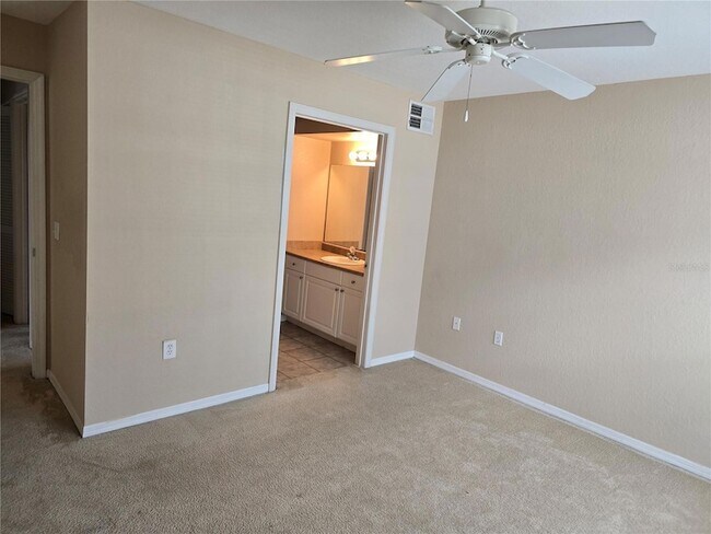 Foto del edificio - 5601 Rosehill Rd
