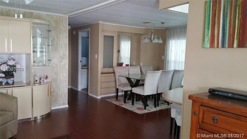Foto del edificio - 5092 SW 24th Ave