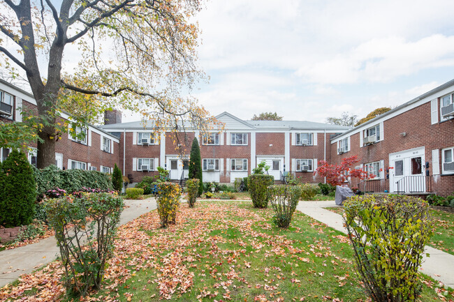 Building Photo - Alley Pond Owners Corporation