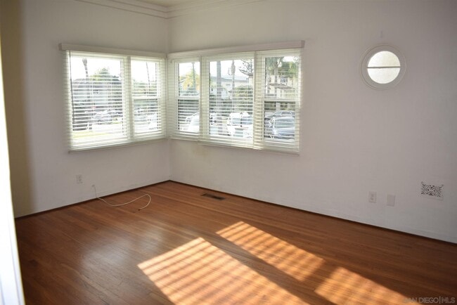 Building Photo - 349 D Ave