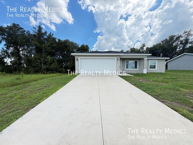 Foto del edificio - 26 Maple Ln