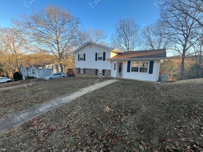 Building Photo - 6821 Knollcrest Dr