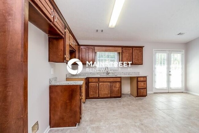 Building Photo - 3 Bedroom Pet-Friendly Home in Covington, ...