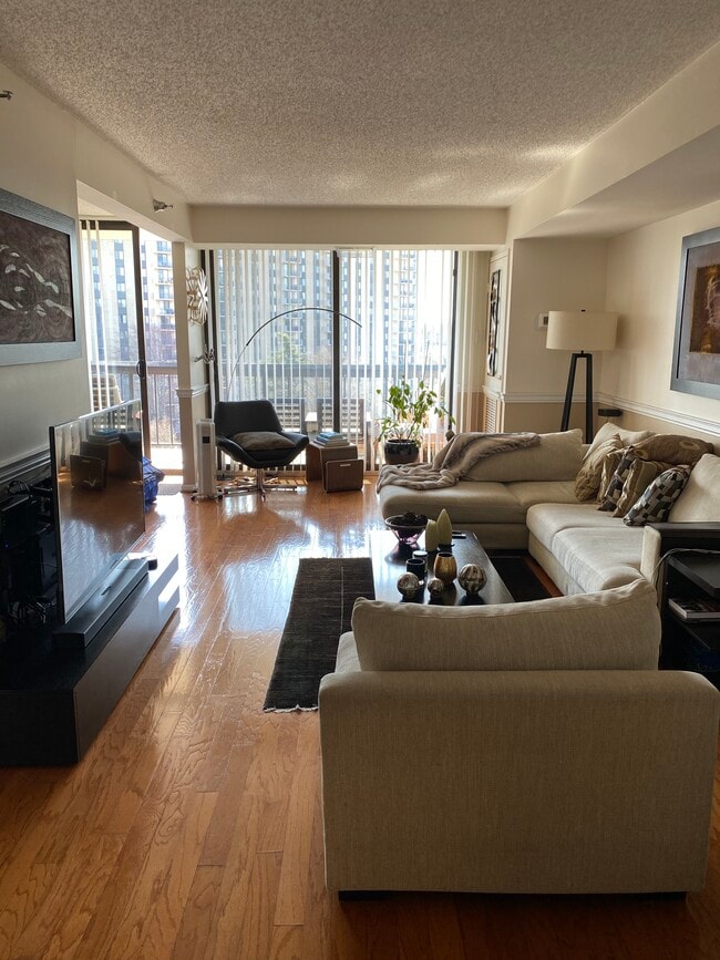 Photo - 7401 Westlake Ter Apartment