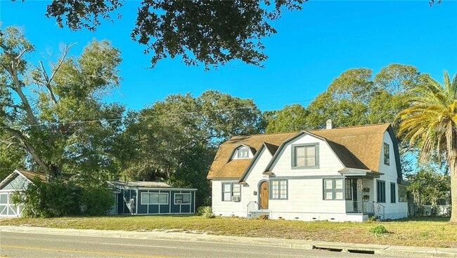 Building Photo - 2750 Dartmouth Ave N