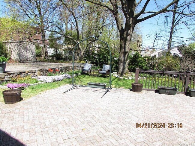 Foto del edificio - 173 Underhill St