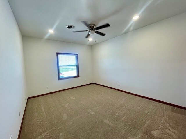 Foto del edificio - 1010 W South St