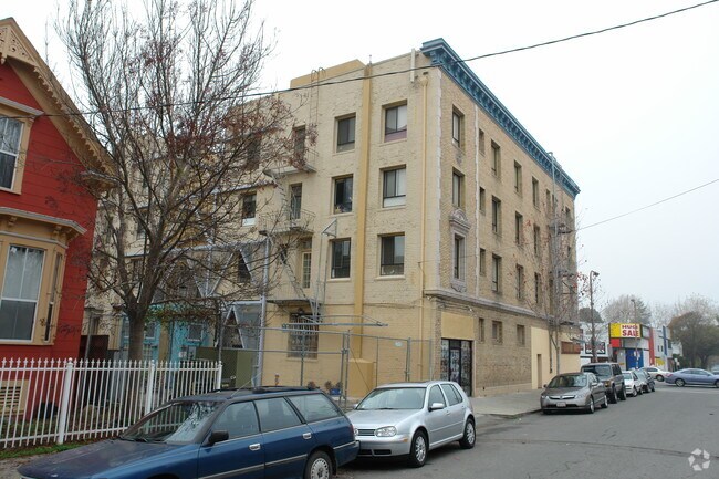Building Photo - UA Homes