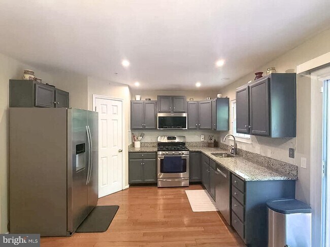 Foto del edificio - 6556 Ridgeborne Dr