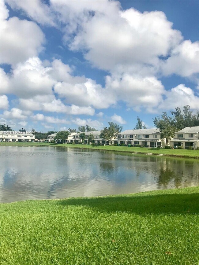 Foto del edificio - 3183 SW 50th St