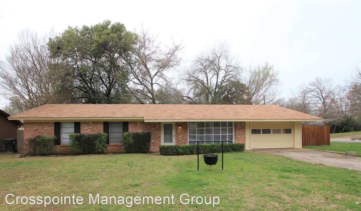 Primary Photo - 3 br, 2 bath House - 3701 Appletree