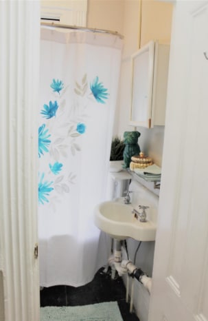 Building Photo - 7 Champney Pl