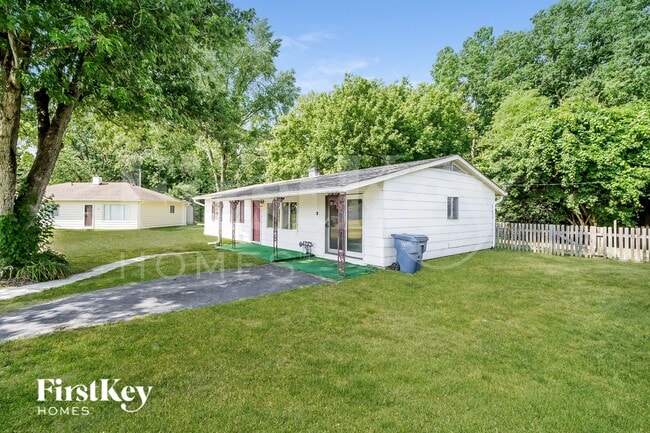 Building Photo - 4315 Standish Dr