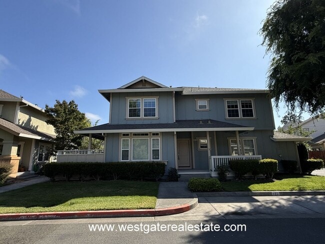 Building Photo - 415 Matteri Cir