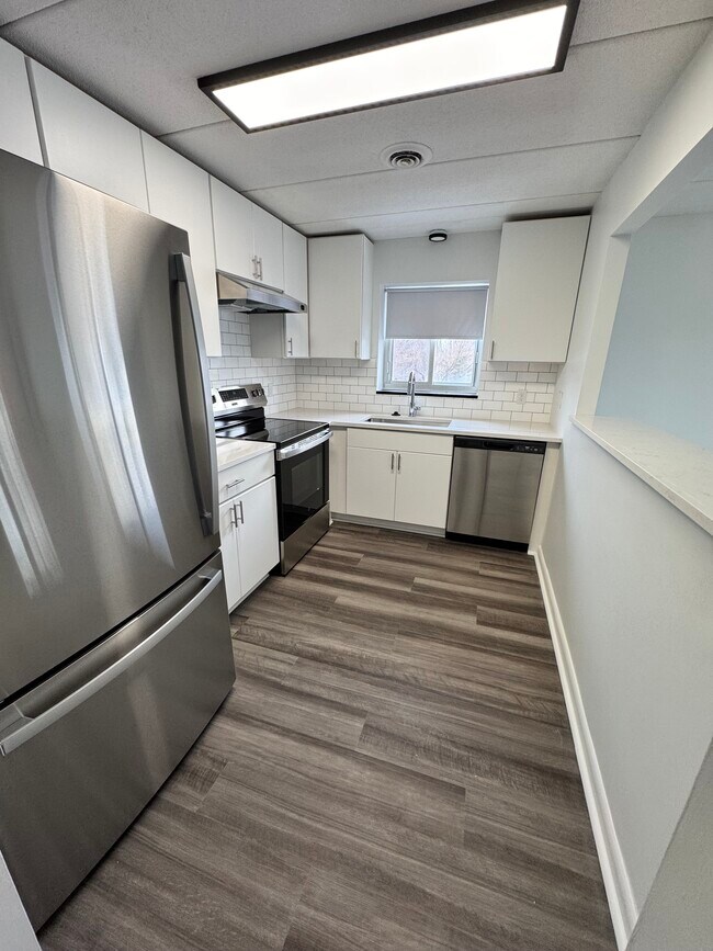 Foto del edificio - 30 Hill Rd