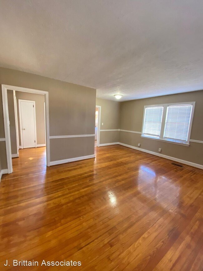 Foto del edificio - 2 br, 1 bath House - 906 E 15th Street