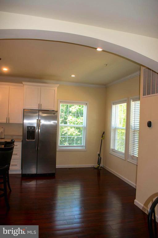 Foto del edificio - 422 60th St NE