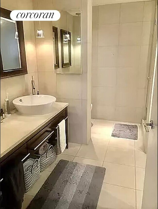 Foto del edificio - 340 E 23rd St