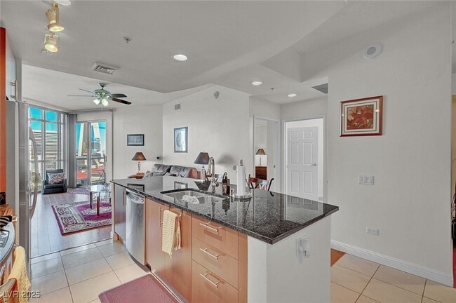Building Photo - 200 W Sahara Ave