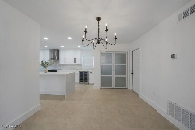 Foto del edificio - 27385 Voyageur Dr