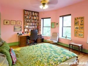 Dormitorio - 454 Saint Nicholas Ave