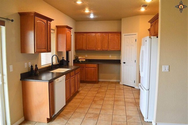 Foto del edificio - 2913 Hammond Blvd