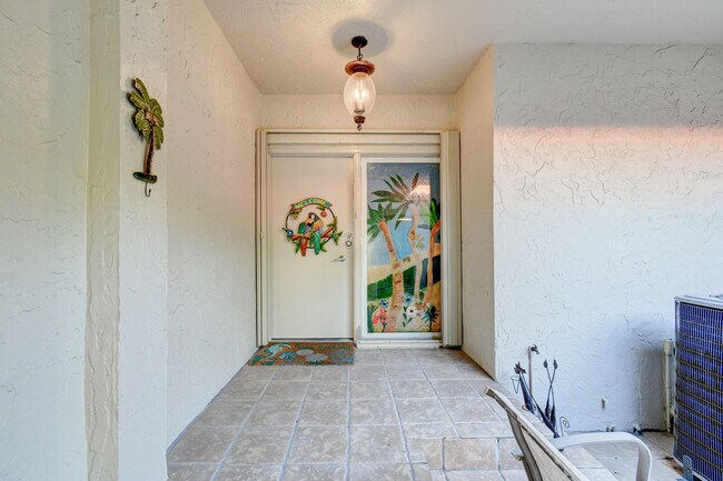 Foto del edificio - 3908 S Ocean Blvd
