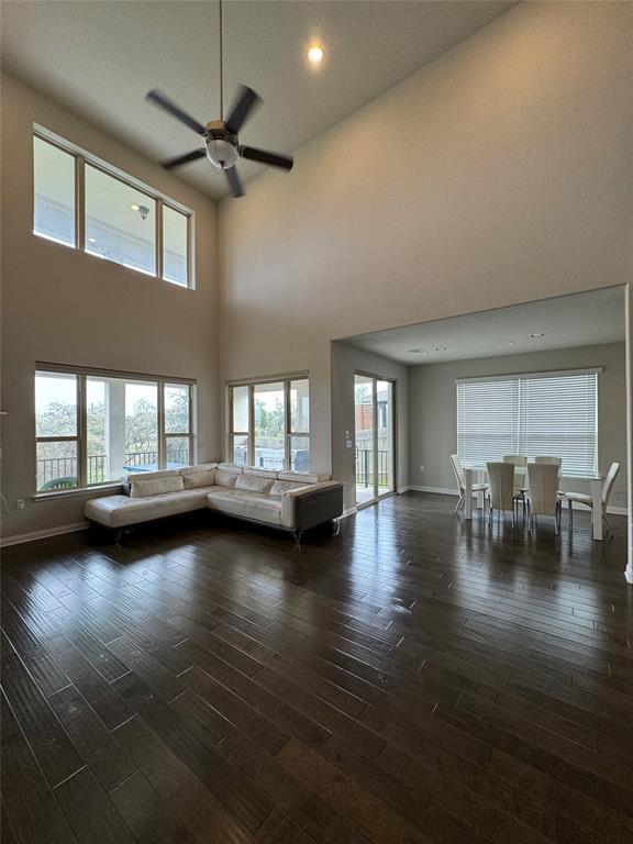 Building Photo - 5321 Ponte Tresa Dr