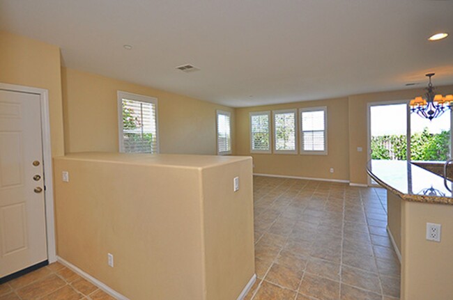 Foto del edificio - Stunning 3 Bedroom Condo in San Marcos wit...