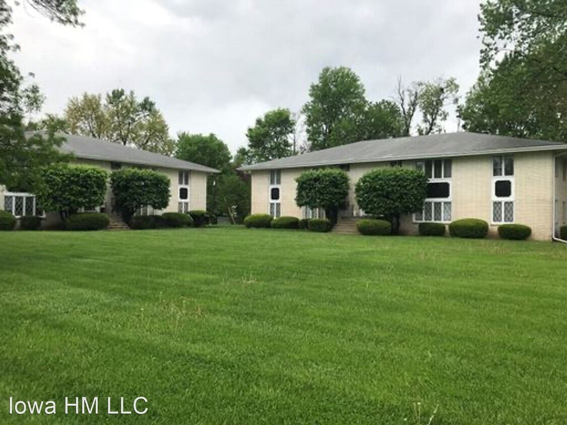 Primary Photo - 5902-5906 Hickman Rd