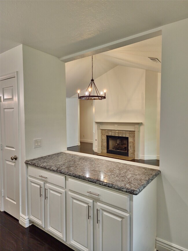 Building Photo - 69 S Spiral Vine Cir