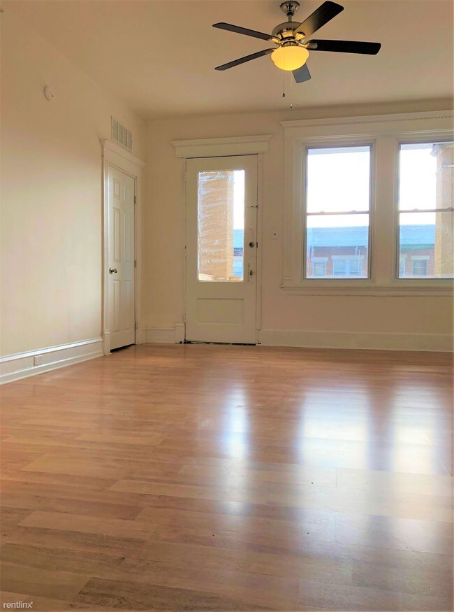 Foto del edificio - 2 br, 1 bath  - 5907 Carpenter St Fl 1