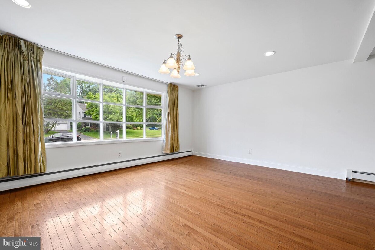 32 Colton Dr, Plymouth Meeting, PA 19462 House for Rent in Plymouth