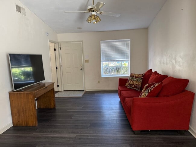 Building Photo - 420 Richview Park Cir E