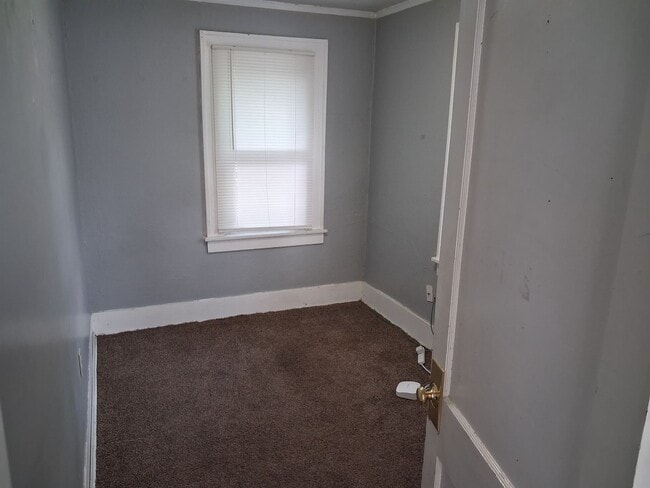 Building Photo - 110 S Wilmoth Ave