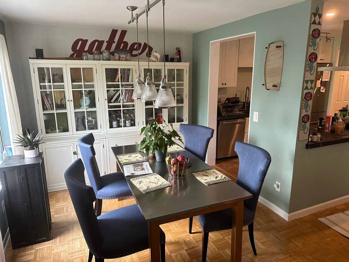 104 Eucalyptus Knoll St Unit Cozy Mill Valley Condo, Mill Valley, CA