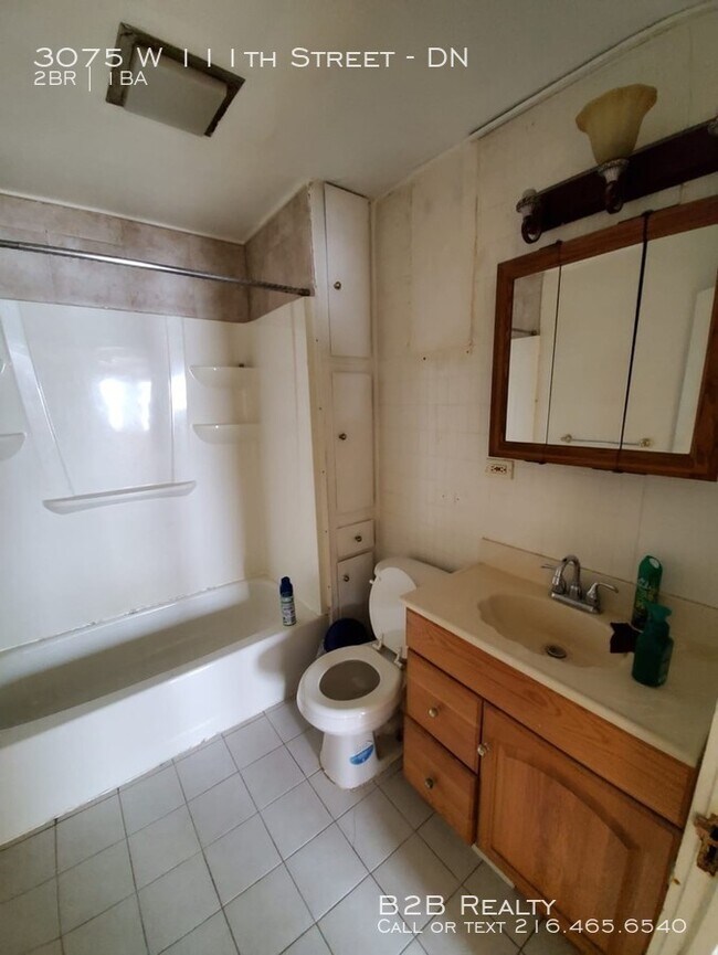 Foto del edificio - 3075 W 111th St