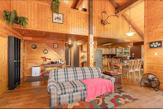 Building Photo - 10317 Slide a Ways Trl