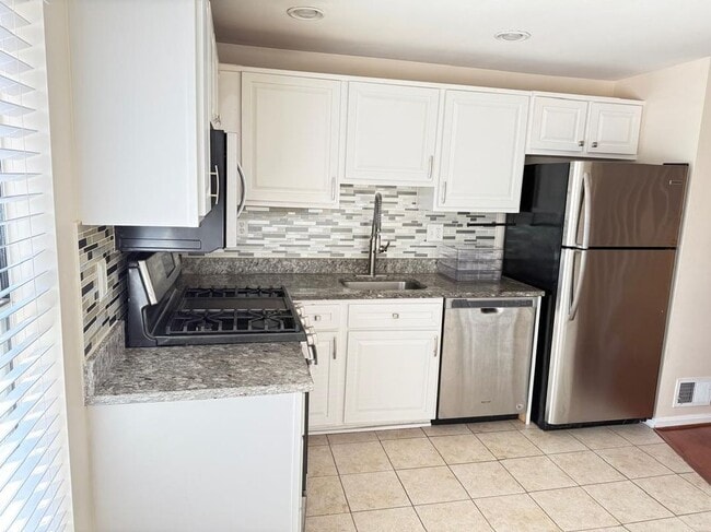 Building Photo - 3408 Littleleaf Pl