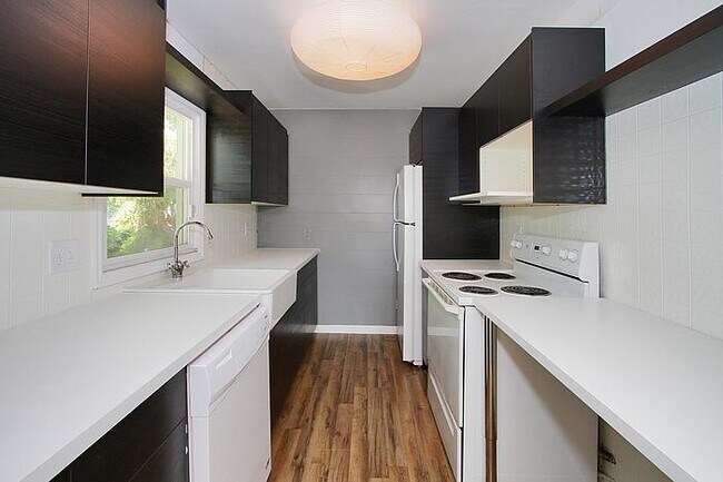 Foto del edificio - Peach Pointe - Green Street