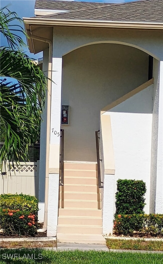 Building Photo - 13247 Whitehaven Ln