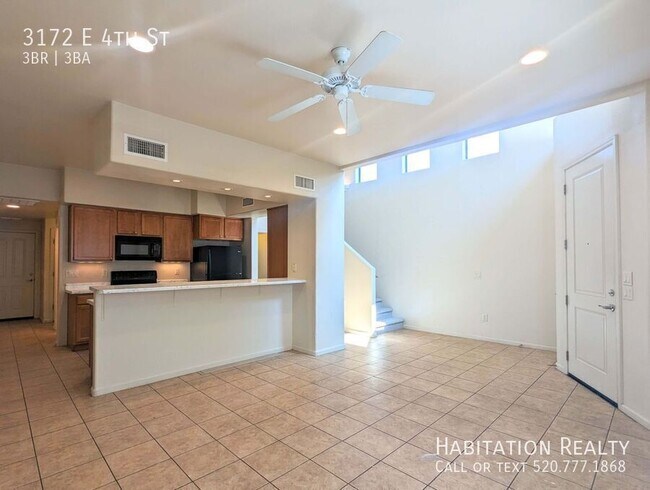 Foto del edificio - 3172 E 4th St