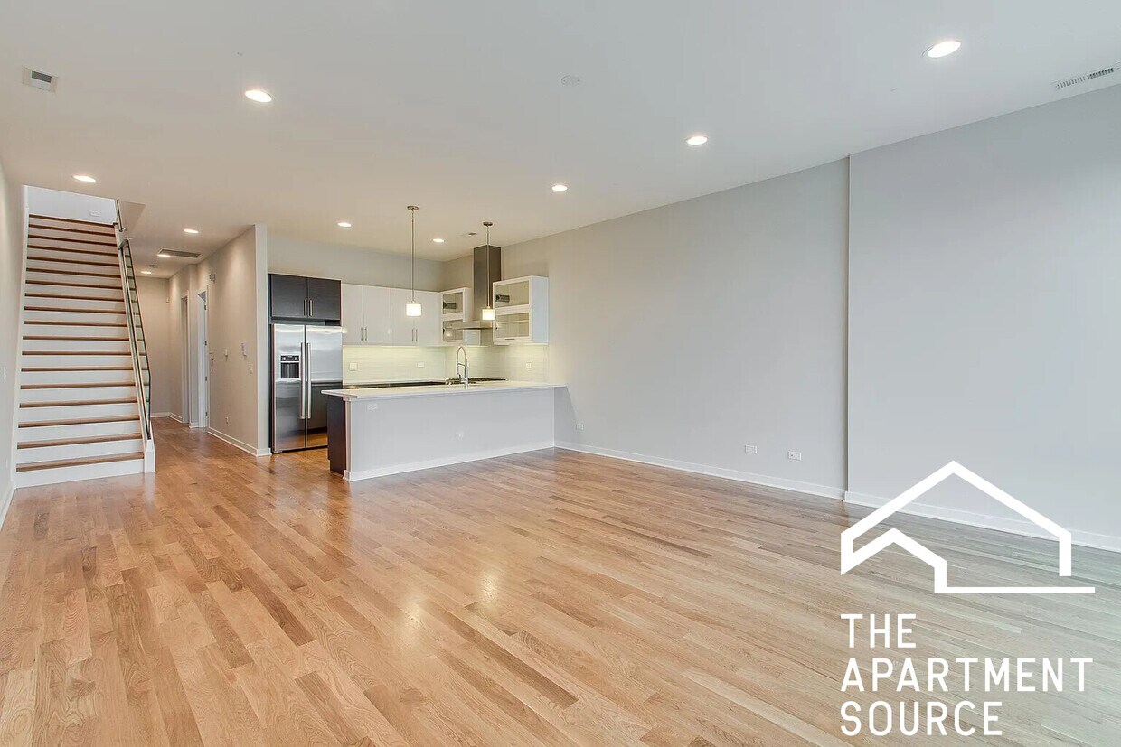 Foto principal - 2057 N Mozart St