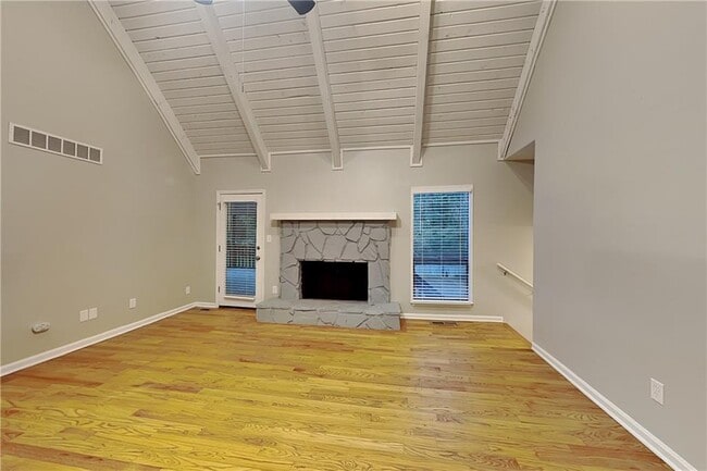 Foto del edificio - 2755 Whitehurst Dr