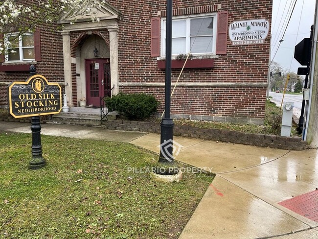 Interior Photo - Walnut Manor Apartments