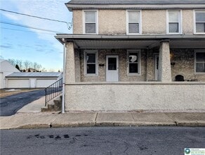 Building Photo - 1111 Catasauqua Rd