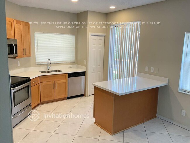 Foto del edificio - 164 NW 207th Terrace