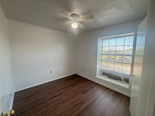 Building Photo - 612 Luxton St